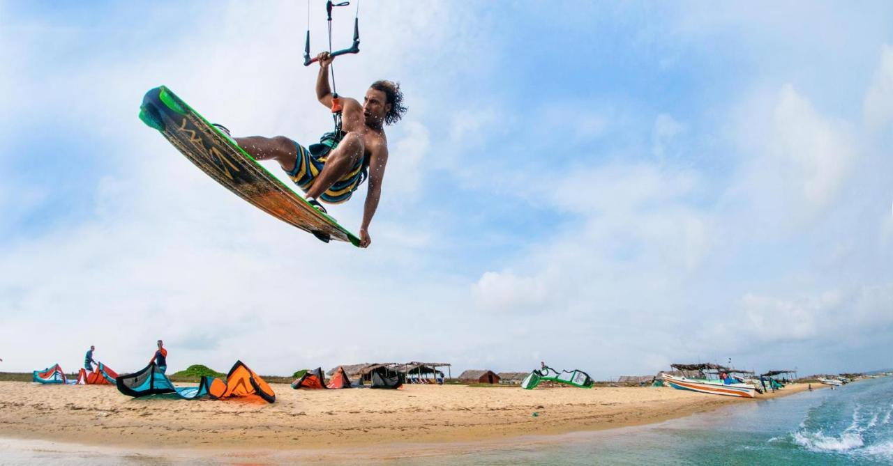 Kitesurfing Lanka Hotel Kalpitiya Bagian luar foto